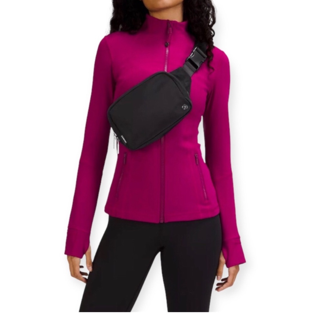 NWT Lululemon Everywhere Belt Bag Large Black